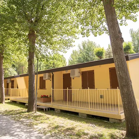 Campingplatz Village