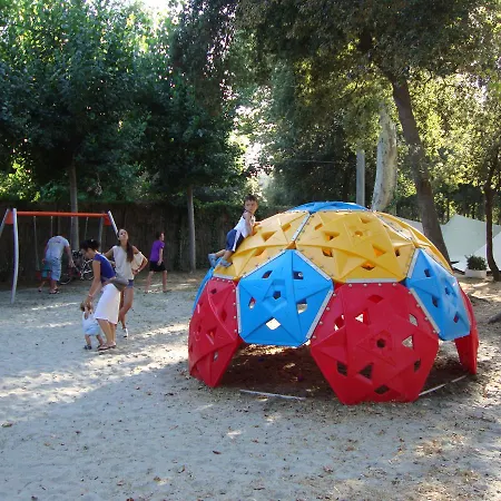 Village Кемпінг В'яреджо