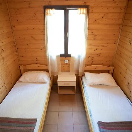 Кемпінг Village *