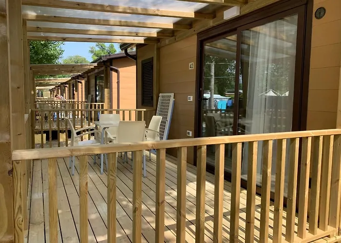 Village Βιαρέτζιο